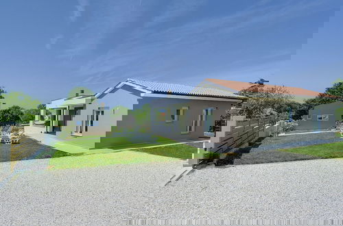 Foto 21 - Modern Villa in Pula With Garden
