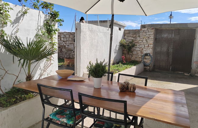 Stunning 2-bed House in Jezera With Sea Views - Foto 26
