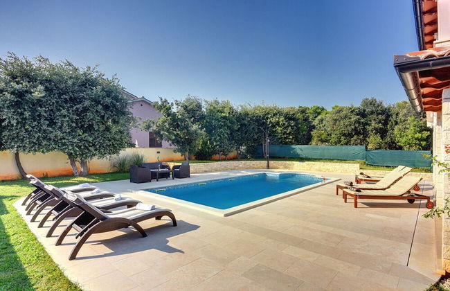Detached Villa With Swimming Pool in the South of Istria Near the Sea - Foto 19