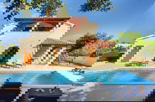 Foto 48 - Detached Villa With Swimming Pool in the South of Istria Near the Sea