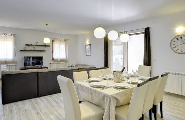 Detached Villa With Swimming Pool in the South of Istria Near the Sea - Foto 39
