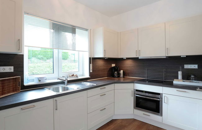 Serene Villa in Kstelberg near Lake & Watersports - Foto 10