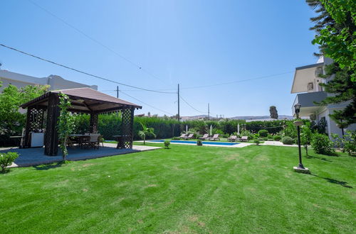 Photo 12 - Euphoria Home for 6 with pool and garden