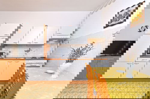 Photo 11 - Apartment 417