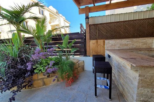 Foto 2 - Charming 3-bed Villa in Protaras With Heated Pool