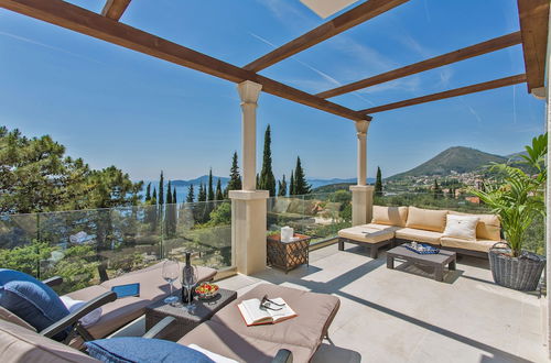 Foto 48 - Luxury Villa Dolce Vita with Pool