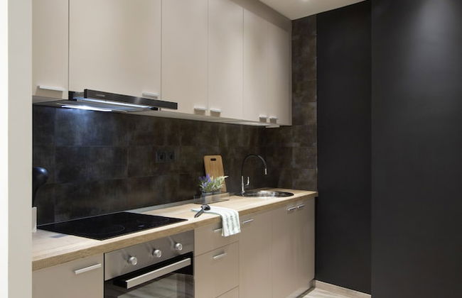 Supreme Luxury Suites by Athens Stay - Photo 19