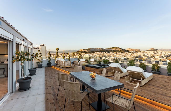 Supreme Luxury Suites by Athens Stay - Photo 36