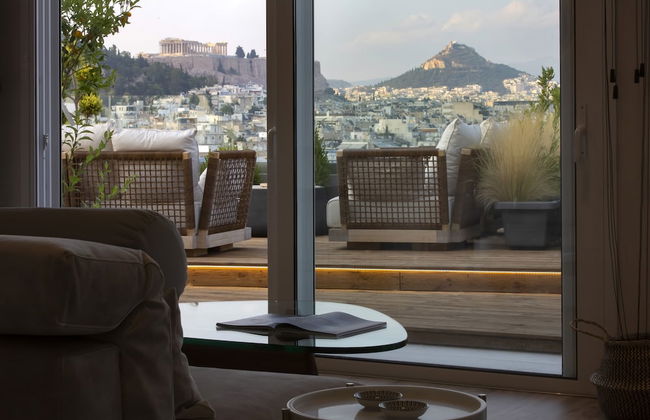 Supreme Luxury Suites by Athens Stay - Photo 57