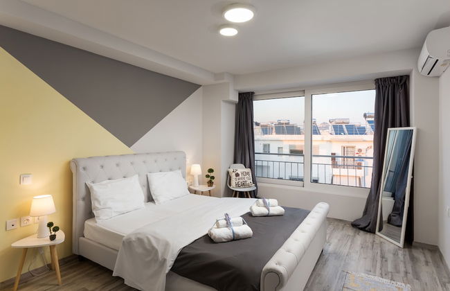Supreme Luxury Suites by Athens Stay - Photo 4