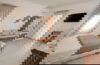 Photo 50 - Proteas Hotel & Suites