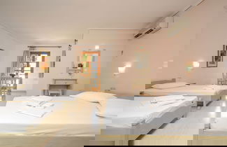 Photo 22 - Proteas Hotel & Suites