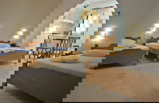 Photo 10 - Proteas Hotel & Suites