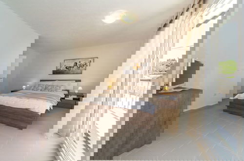 Foto 5 - Modern Villa in Povlja With Pool