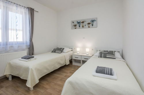 Foto 44 - Villa M M in Vrana With 4 Bedrooms and 3 Bathrooms