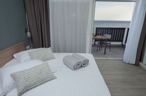 Photo 39 - Seaside Luxury Suites