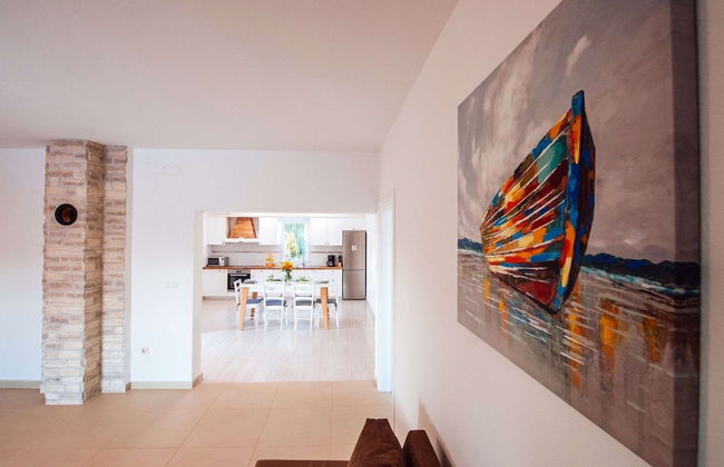 Charming Holiday Home With Private Swimming Pool, Big Garden, Near the Sea - Foto 16