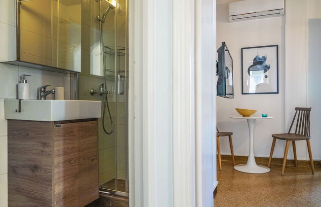 Breeze One Bedroom Apartment by BluPine - Foto 33