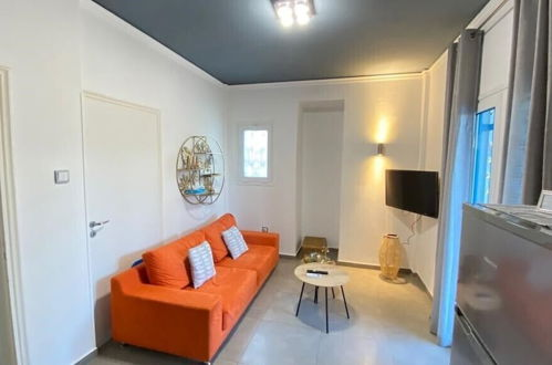 Photo 12 - Breeze One Bedroom Apartment by BluPine