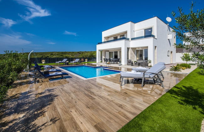 Luxury Villas Royal II with Private Pool - Foto 1