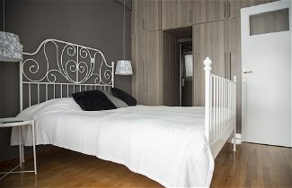 Foto 3 - Amazing Renovated Penthouse In Pagkrati
