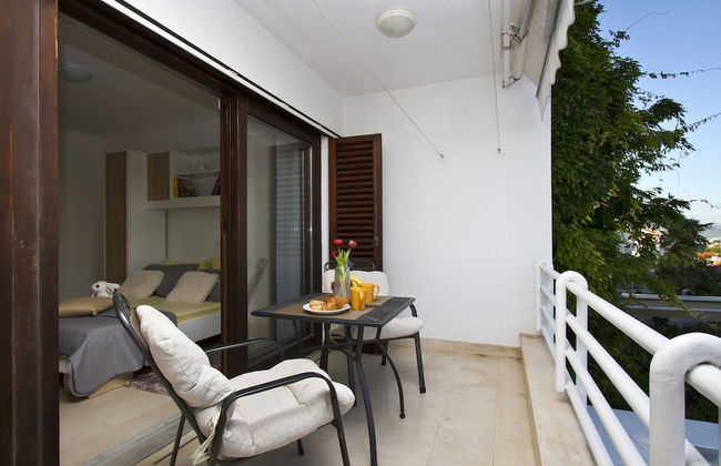 Comfort Apt.w.balcony Near Beach,marjan and Center - Photo 13
