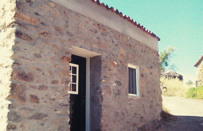 Palheiros da Ribeira - Foto 14