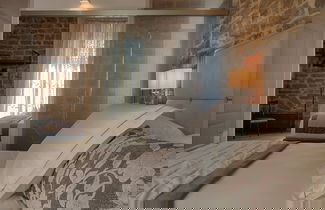 Photo 5 - Donati Luxury Tower Suites