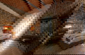 Photo 21 - Donati Luxury Tower Suites