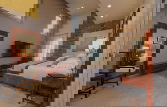 Photo 25 - Donati Luxury Tower Suites