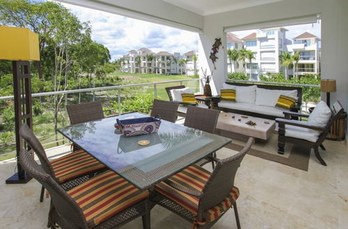 Foto 12 - Fully Equipped Apartment Overlooking Golf Course at Luxury Beach Resort