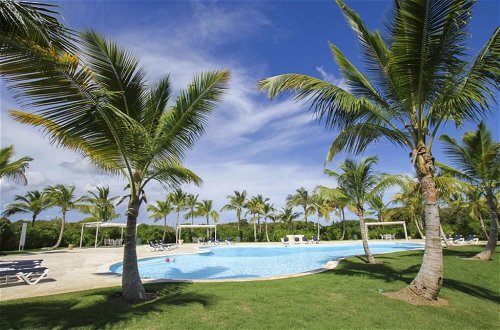 Photo 4 - Fully Equipped Apartment Overlooking Golf Course at Luxury Beach Resort