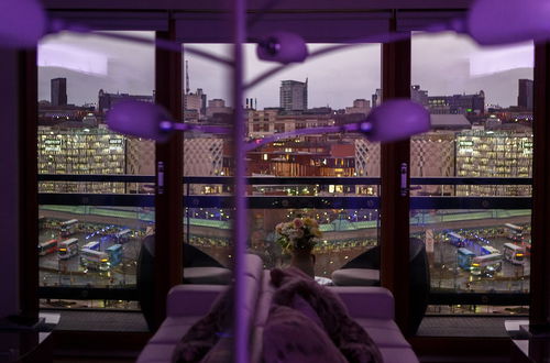 Photo 32 - Live in Leeds Sky Penthouse