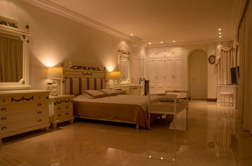 Photo 2 - Luxury Villa Puerto Banus