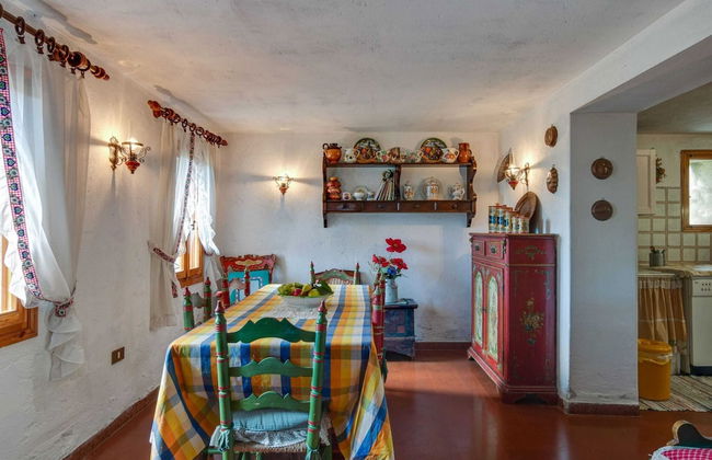 Cozy Detached House, Wide Garden, Wifi - Photo 25