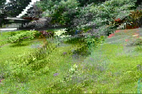 Foto 28 - Cozy Detached House, Wide Garden, Wifi