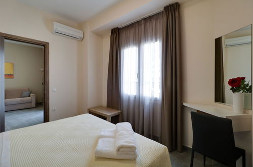 Foto 3 - Athens Comfort Suites & Apartments