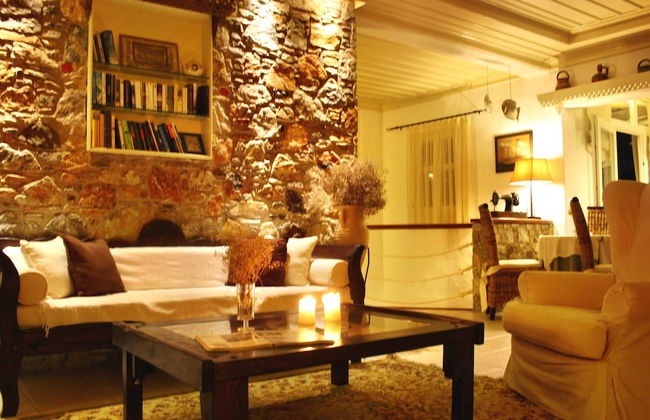 Tholaria Boutique Hotel - Foto 3