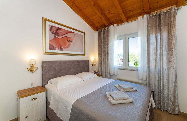 Zlatni Dvori - Foto 10