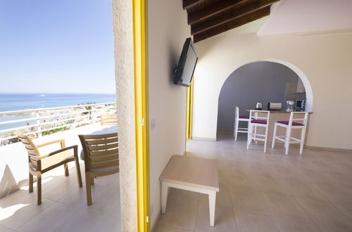 Photo 10 - Myroandrou Beach Apartments