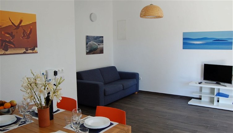 Foto 1 - Cheerful Apartment in Veli Rat With Roof Terrace