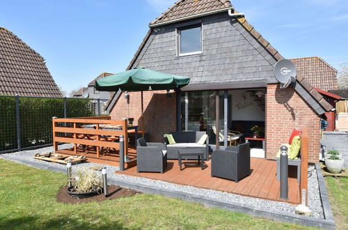 Photo 1 - Snug Holiday Home in Herkingen with Hot Tub in Garden