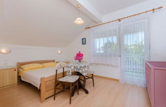 Photo 3 - Apartments Mirjana Blue Beach