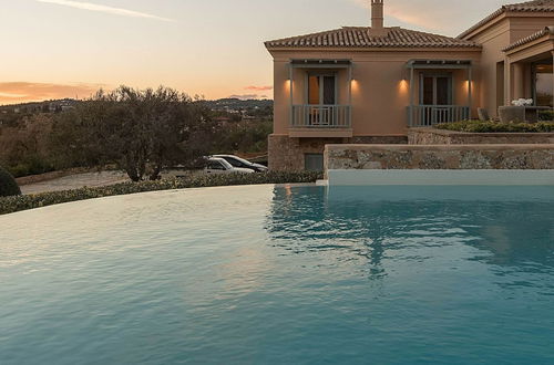 Foto 10 - Luxurious Villa in Peloponnese With Pool