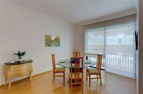 Photo 14 - Central Apartment in St Julian s Perfect for Families