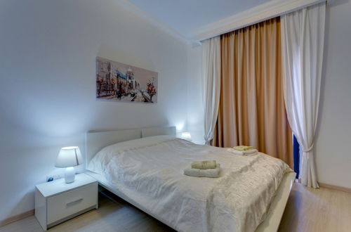 Photo 2 - Central Apartment in St Julian s Perfect for Families