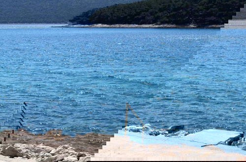 Foto 23 - Apartment in Molat With sea View