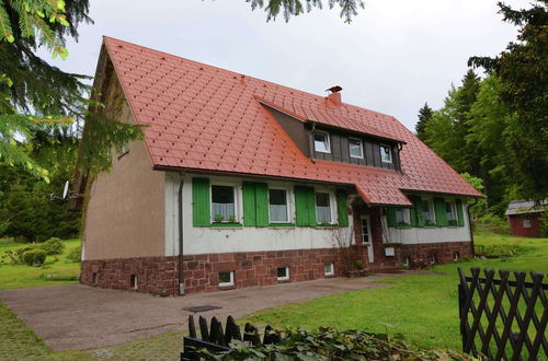 Photo 1 - Modern Apartment in Tabarz Thüringer Wald With Garden