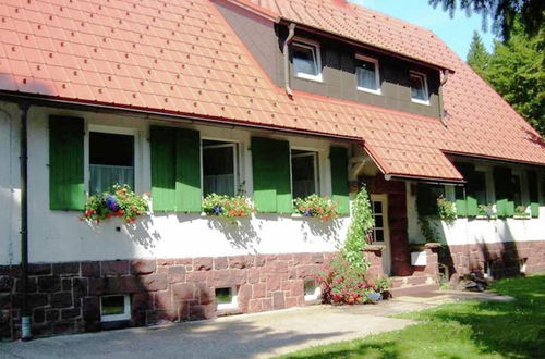 Photo 4 - Modern Apartment in Tabarz Thüringer Wald With Garden