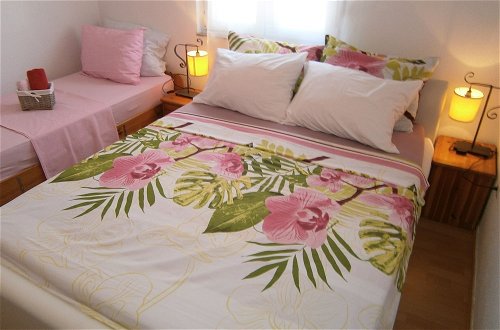 Foto 3 - Beautiful Holiday Apartment Sanela for Relaxed Vacation